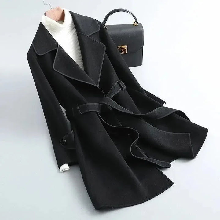 Women's Woollen Coat with Contrasting Piping